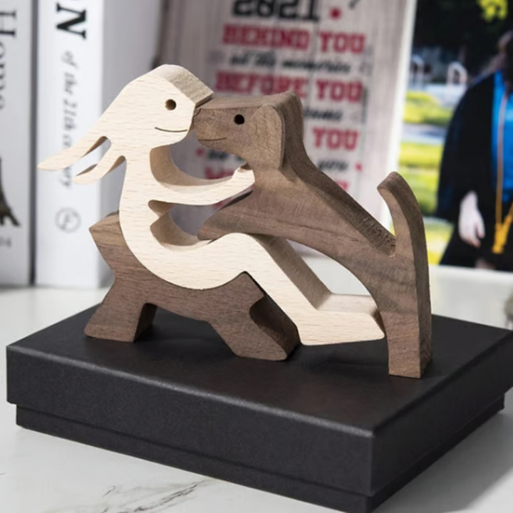 Einzigartige Tierfigur aus Naturholz, handgeschnitzt, eine wertvolle Sammlerstück-Idee.
