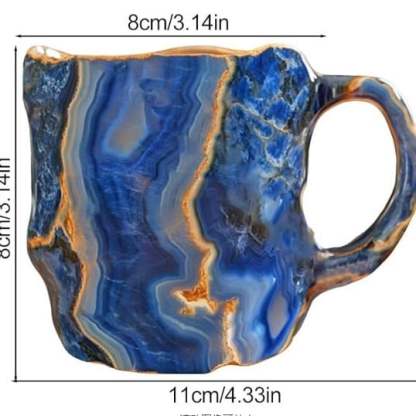 Robuste Mineral-Kristall Kaffeetasse, handgemacht, isoliert & mikrowellengeeignet. Langlebiges Geschirr für Tee & Kaffee.