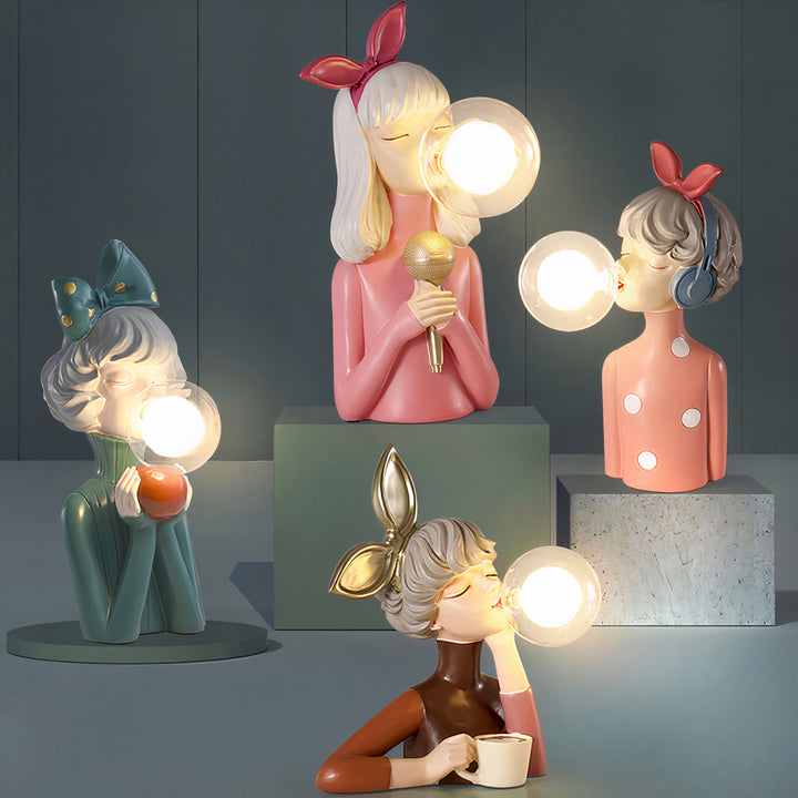 Stilvolle Glas-Harz-Tischlampe, handgefertigt, modernes Design. Schafft warmes Licht für Schlafzimmer & Wohnzimmer.