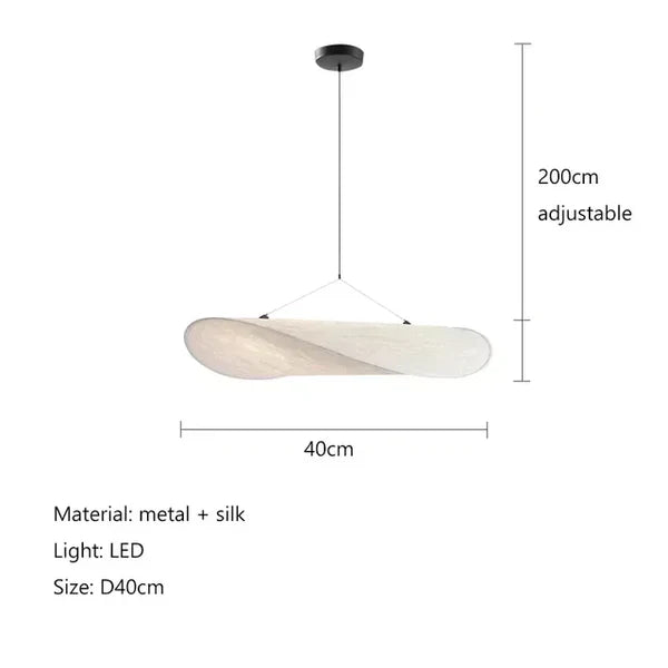 Stilvolle, handgefertigte Pendelleuchte aus Seide, dimmbar, für einladende Atmosphäre in jedem Raum.