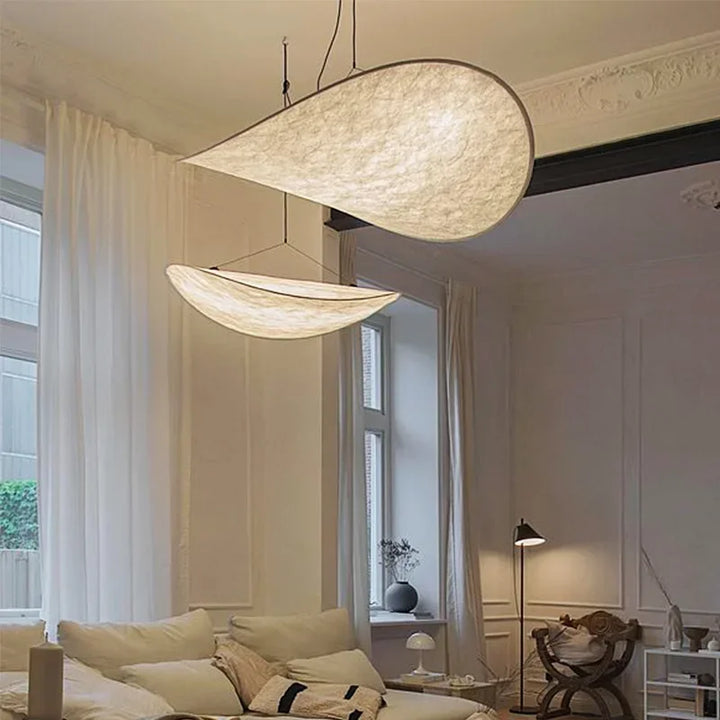 Sanfte Innenbeleuchtung: Handgefertigte Seiden-Deckenlampe für Wohn-, Schlaf- und Esszimmer.