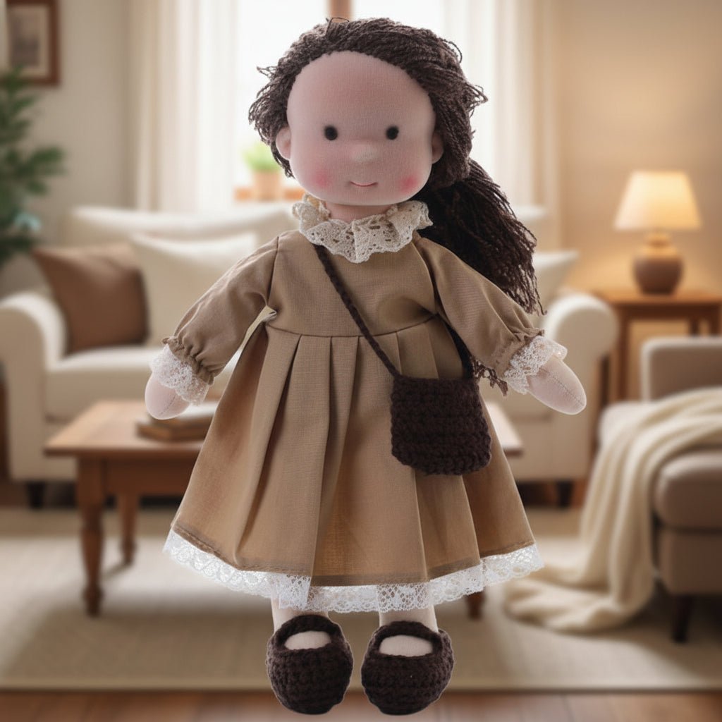 Weiche Waldorfpuppe, handgemacht, für sicheres & fantasievolles Kinderspiel.