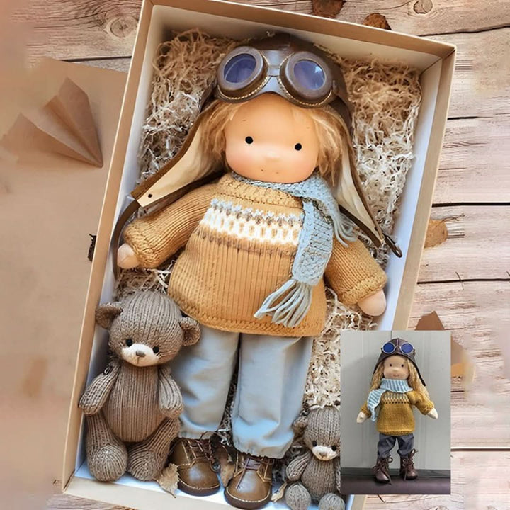 Kinderpuppe aus Naturmaterialien, handgefertigt nach Waldorf-Prinzipien. Schadstofffrei & langlebig.