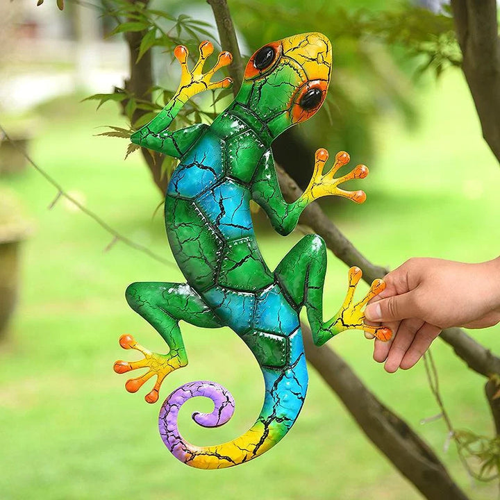 Handgefertigte Wanddeko Tiermotiv aus schwarzem Schmiedeeisen, ideal als moderne Gartendeko.