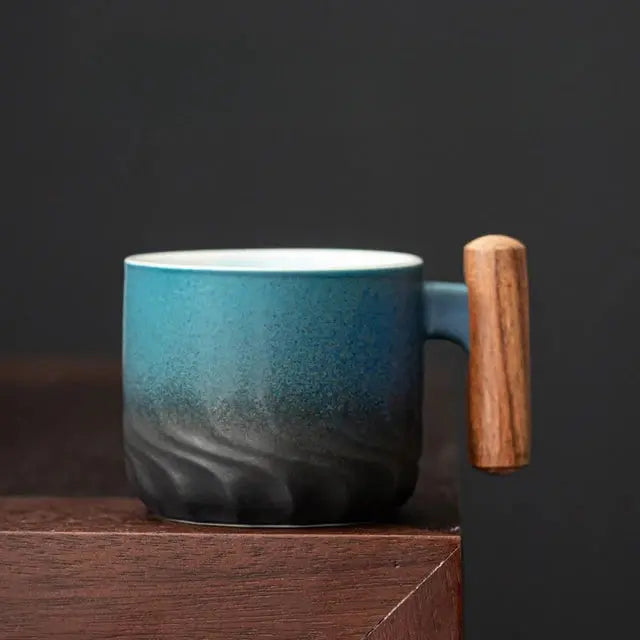 Hochwertige Kaffeetasse mit Holzgriff. Handgemachtes Unikat, ideal für Kaffee, Tee, Espresso. Eine besondere Geschenkidee.
