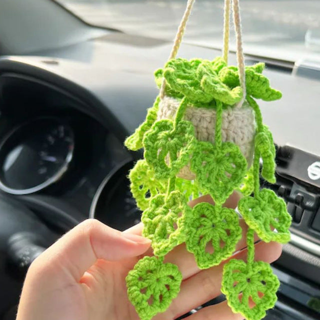Originelle Geschenkidee: Handgemachter Häkelkorb für Topfpflanzen. Auto & Heim Deko.