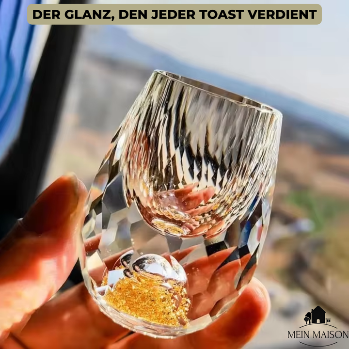 Luxuriöses, handgeschliffenes Kristallglas GemChisel, elegantes Shotglas, ideale Geschenkidee.
