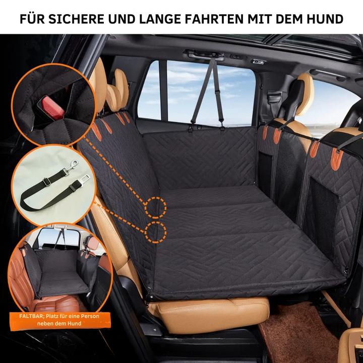 Hundesitz-Erweiterung im Auto montiert, schafft extra Liegefläche für Komfort und Stabilität auf Reisen.