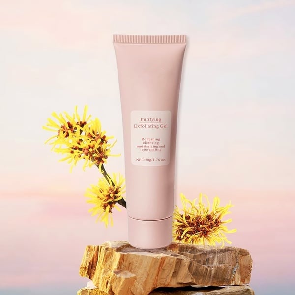 HautPolitur Peeling-Gel für glatte, strahlende Haut. Effektive Gesichtspflege gegen abgestorbene Hautschüppchen.