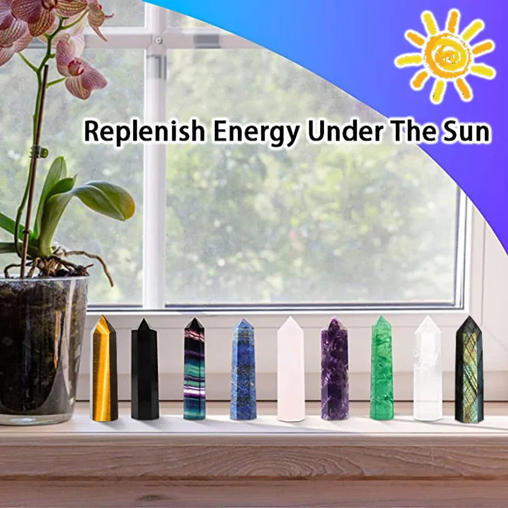Kristall Obelisk aus Naturstein für Reiki, Meditation und harmonische Raumdekoration im Wohnzimmer.