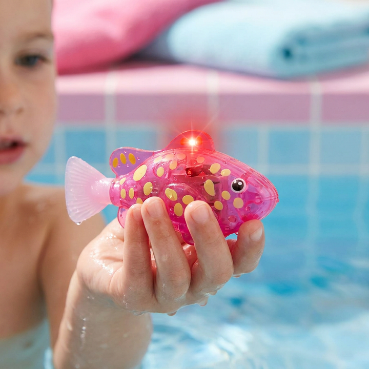 LED Schwimmfische leuchten im Dunkeln der Badewanne; schafft eine magische Atmosphäre beim Badewannen spielzeug.