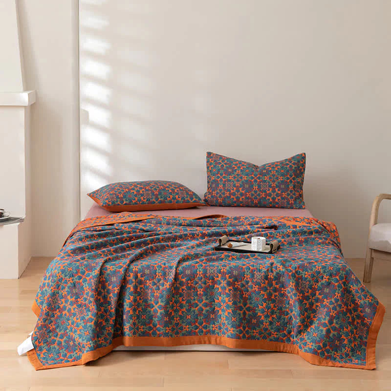Hochwertige Baumwollsteppdecke, orange-blau. Gemütliche Heimtextilie für Herbst & Winter Schlafzimmer.