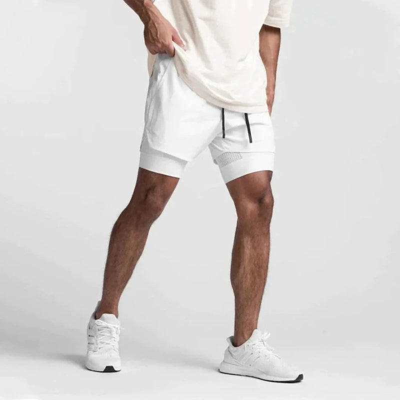 Herren 2-in-1 Sportshorts, atmungsaktiv für Training und Fitness. Komfortable Laufshorts für den Sommer.