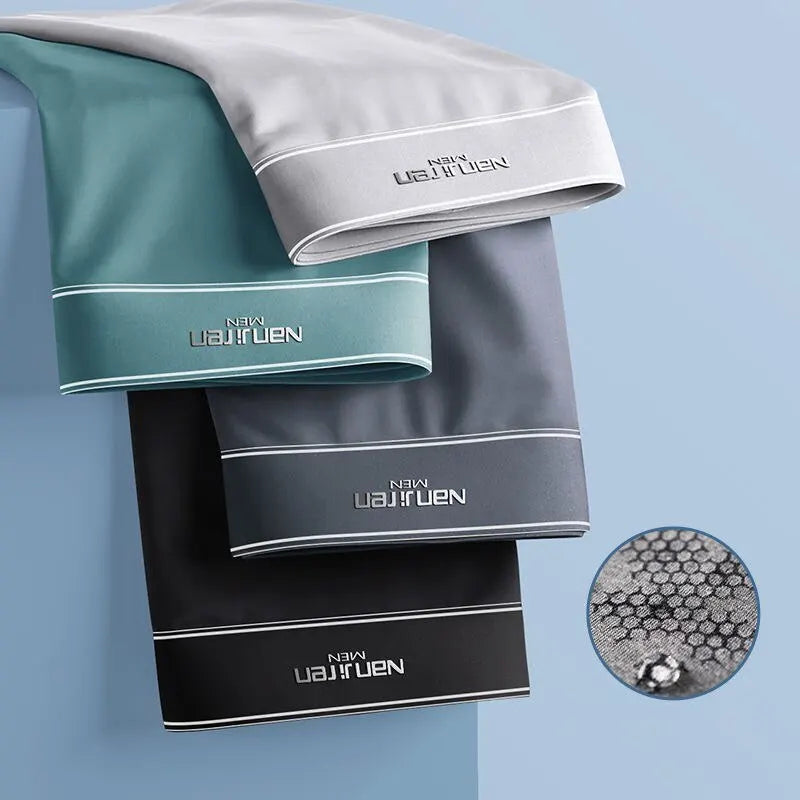 Atmungsaktive Herren Boxershorts: Weiches, flexibles 4er-Set Unterwäsche für Hygiene und langanhaltenden Komfort.