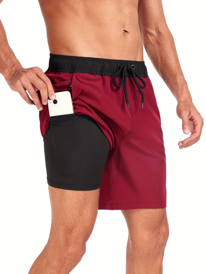 Komfortable Badehose für Herren, mit Stretchgewebe & praktischer Handytasche.