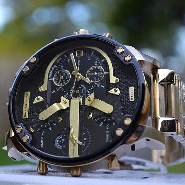 Modernes Design der Herrenuhr: Chronograph aus Edelstahl mit präzisem Quarzwerk und eleganten Linien.