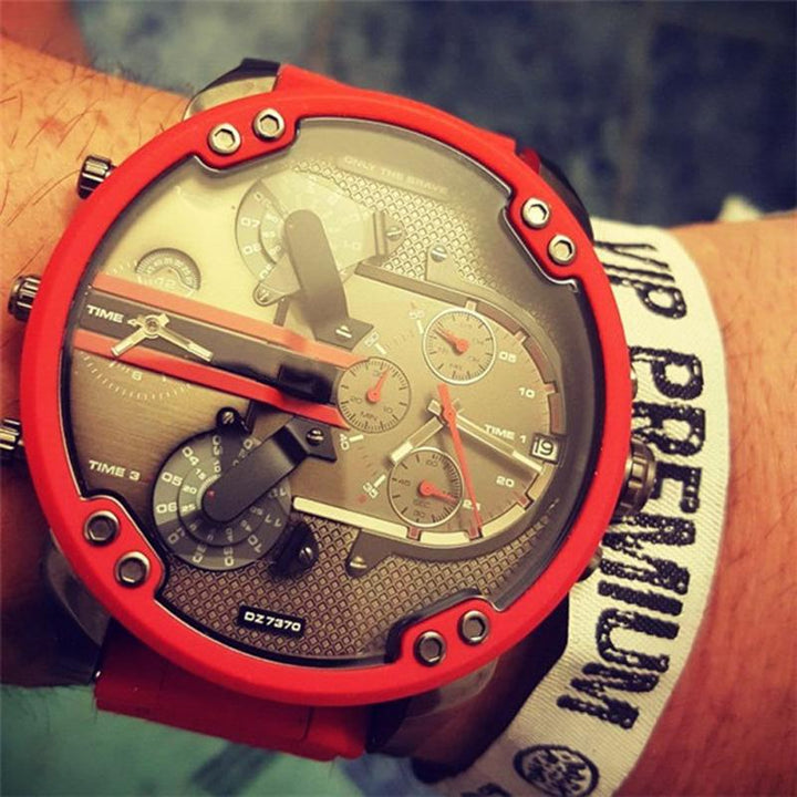 Nahaufnahme der Quarzuhr: Präzisions-Chronograph mit silbernem Zifferblatt und Edelstahlarmband.