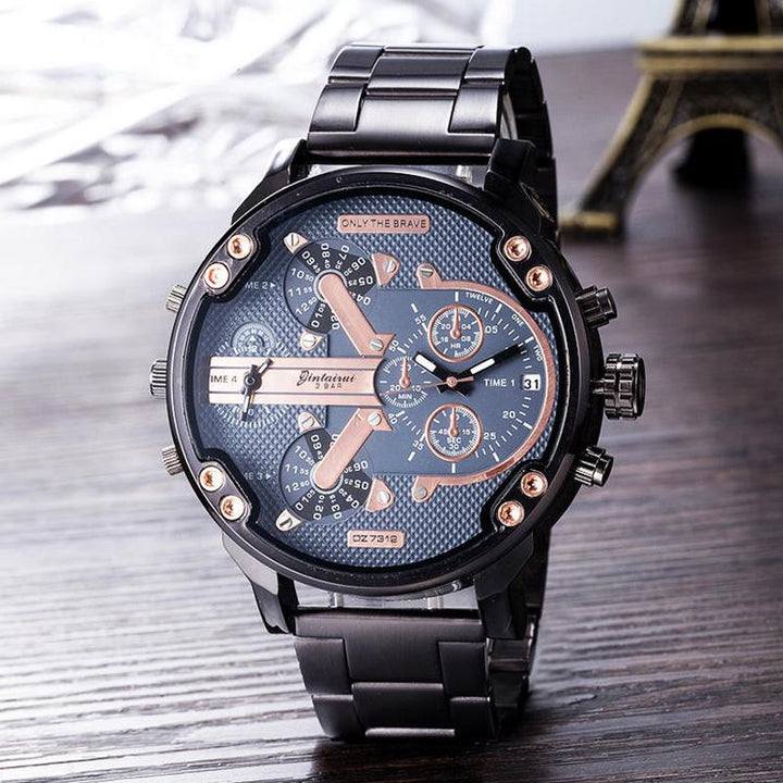 Armansicht des eleganten Edelstahl-Chronographen für Herren, wasserdicht und modern designt.