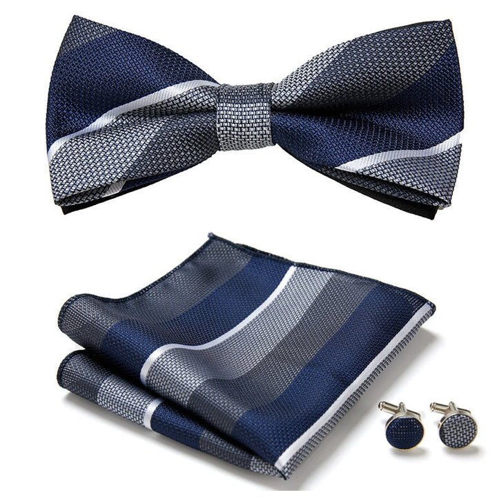 Herren Business-Set: Florale Fliege, passendes Einstecktuch & Manschettenknöpfe. Für den professionellen Look.