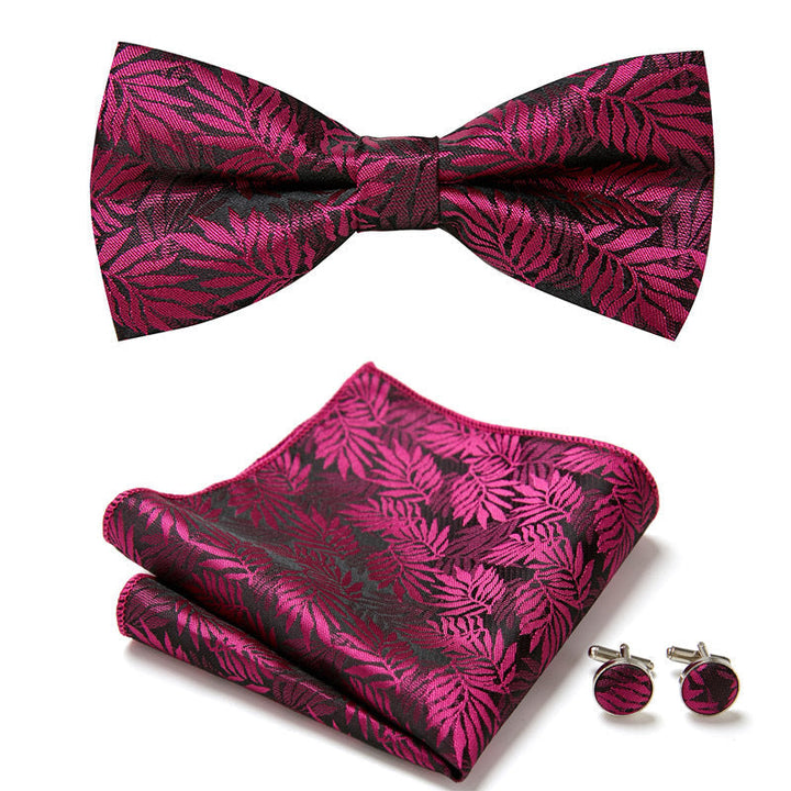 Herren Anzug-Set: Blumen-Fliege, passendes Einstecktuch & Manschettenknöpfe. Modern & stilvoll.