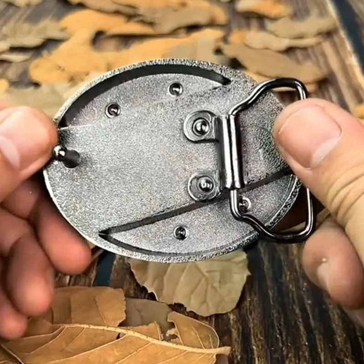 Herren Gürtelschnalle Longhorn-Motiv, Metall oval; verstecktes Werkzeug für Abenteurer.