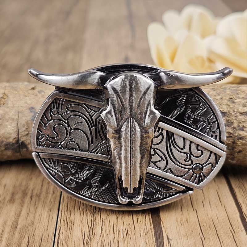 Herren Accessoire: Metall Gürtelschnalle oval, Bullenkopf-Design, verstecktes Survival-Werkzeug.