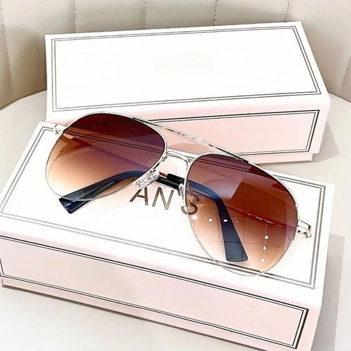 Elegante Herrensonnenbrille im Pilotenstil, UV400-Schutz, modische Verlaufsgläser für jeden Anlass.