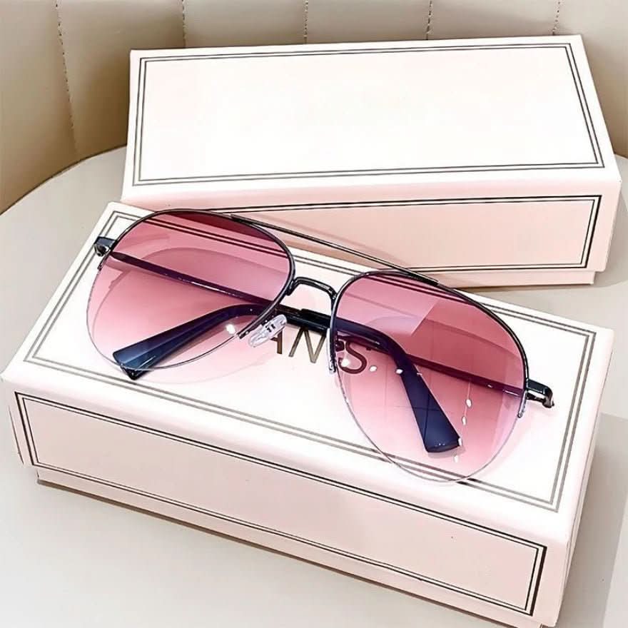 Hochwertige Mode-Accessoires: Herren Pilotenbrille mit Verlaufsgläsern und UV400-Schutz.