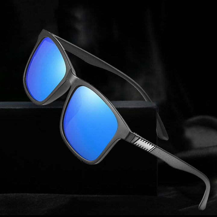 Herren polarisierte Sonnenbrille mit UV-Schutz, ideal für Outdoor & Reise. Klarer Blick und Blendschutz.