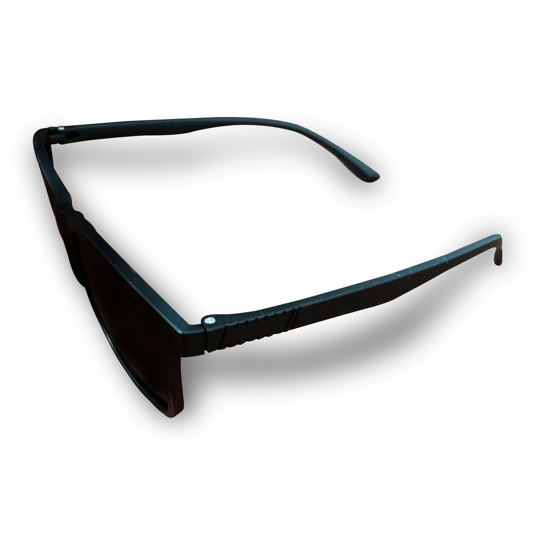 Polarisierte Herrensonnenbrille mit effektivem UV-Schutz und Blendschutz. Perfekt für Sommer & Outdoor-Aktivitäten.