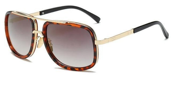 Elegante Herren Sonnenbrille, polarisiert, bietet stilvollen UV-Schutz und klare Sicht.