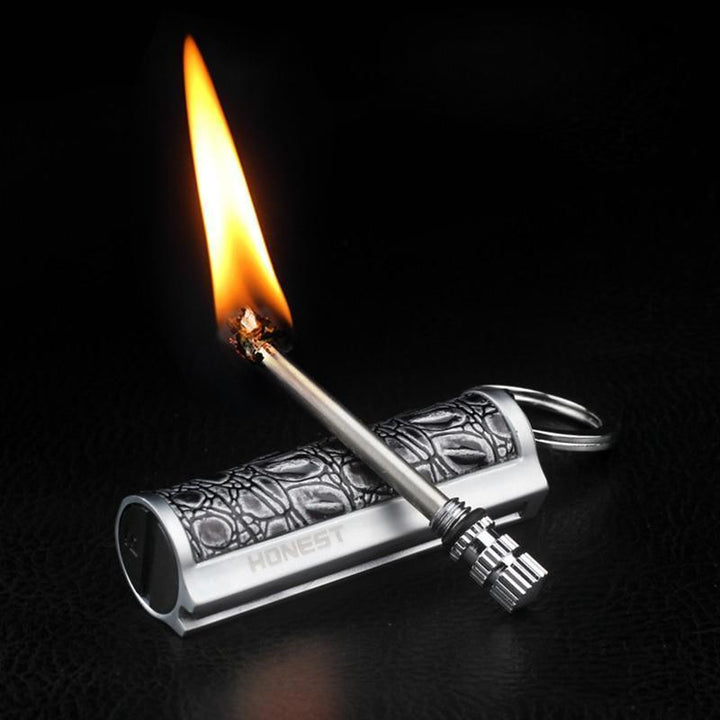Herren Retro Sturmfeuerzeug aus Metall, winddicht und zuverlässig für Outdoor, Camping & Alltag.