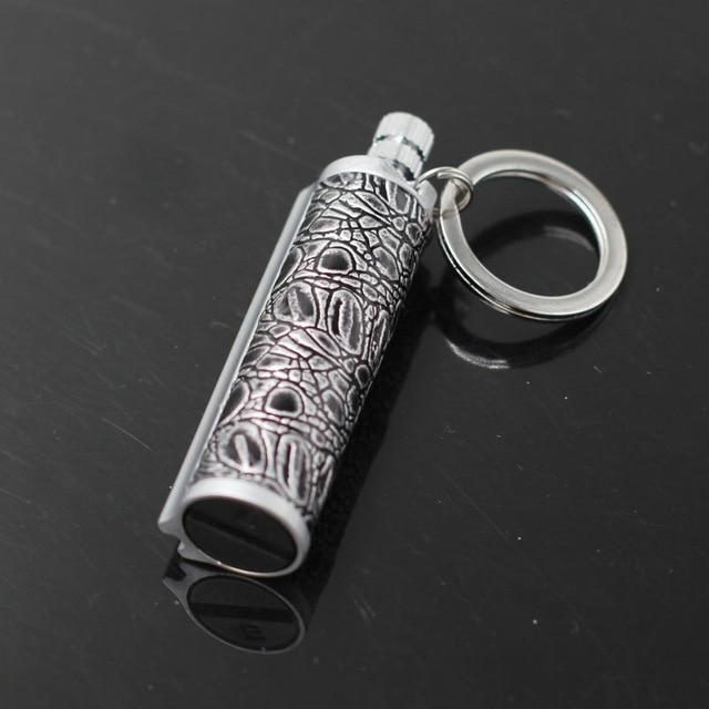 Vintage Metall-Feuerzeug für Herren. Unzerstörbares, nachfüllbares Zunder-Feuerzeug, perfekt für jede Abenteuerreise.