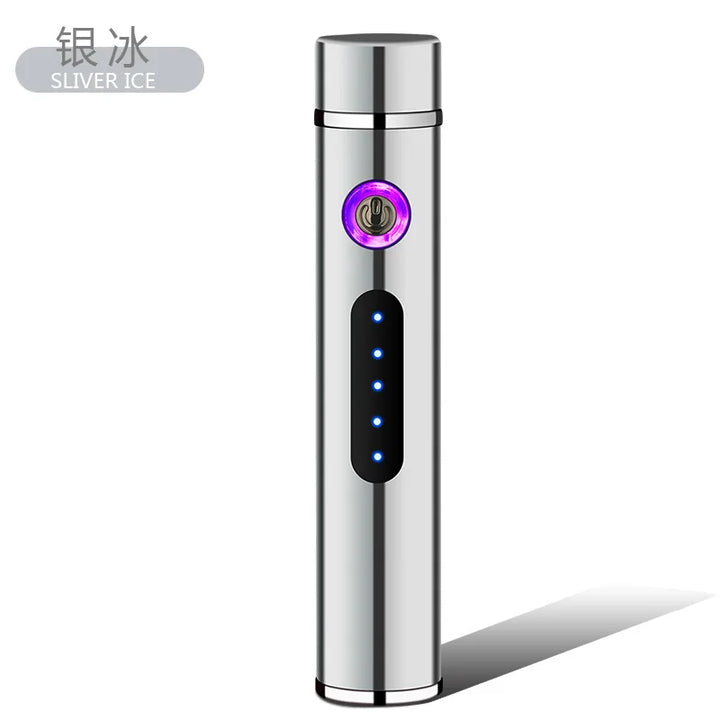 Elegantes Herren USB-Feuerzeug auf dunklem Hintergrund. Windfestes Plasma-Feuerzeug, wiederaufladbar, im Zylinder-Design.