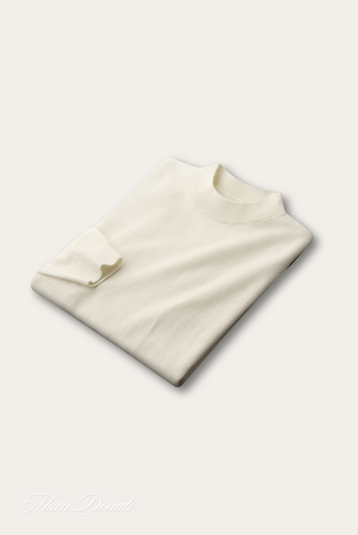 Eleganter Herren Winterpullover aus weichem Strick. Stilvolles Oberteil für Herbst und Wintermode.