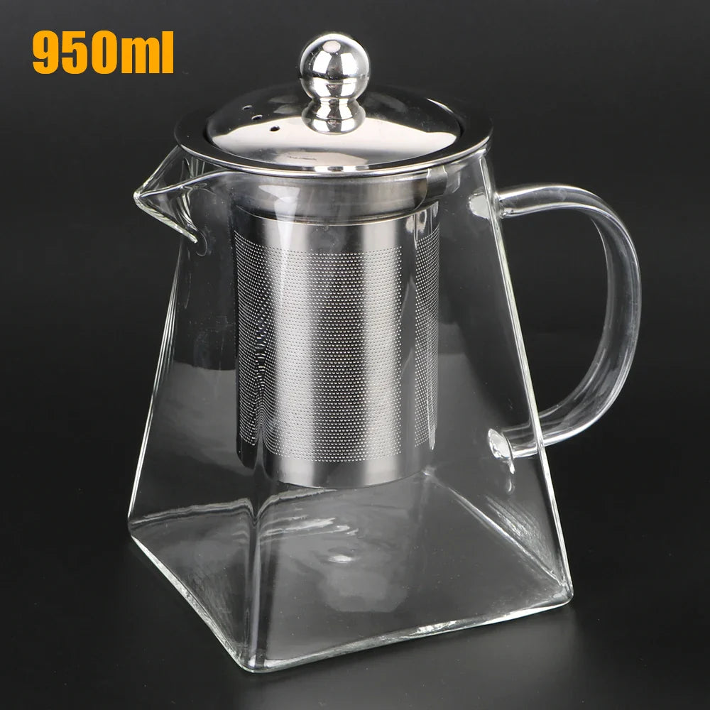 Edle Glas-Teekanne für lose Teeblätter. Ihr klares Design passt in jede moderne Küche. Spülmaschinenfest.