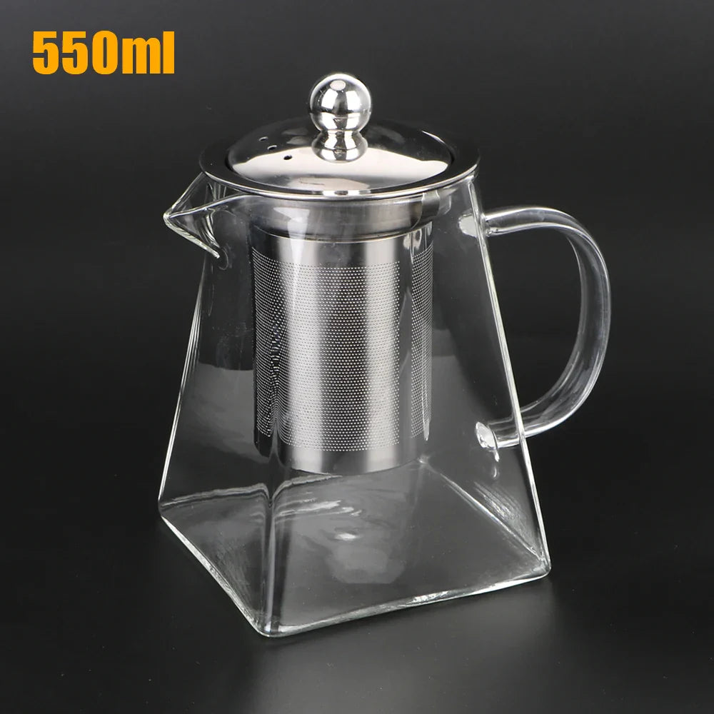 Großzügige Glas-Teekanne mit Edelstahlsieb für mehrere Tassen losen Tee. Ideal für Teeliebe.