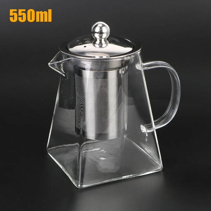 Großzügige Glas-Teekanne mit Edelstahlsieb für mehrere Tassen losen Tee. Ideal für Teeliebe.