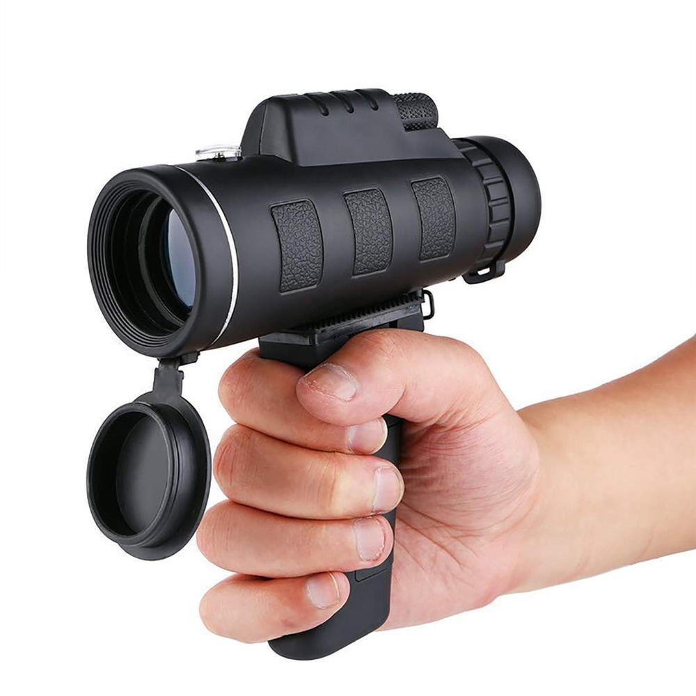 Monokular mit Smartphone-Adapter für beeindruckende Fotos und Videos bei Outdoor-Abenteuern.