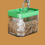 Transparenter grüner Deckel silberner kleiner Kristall