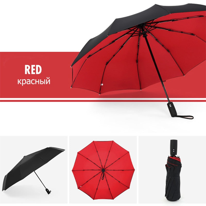 Robuster Allwetter-Regenschirm, winddicht und stabil, sorgt für trockene und sichere Spaziergänge.