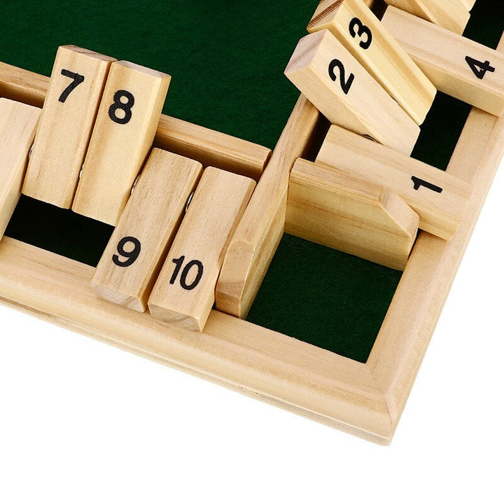 Strategisches Holz-Familienspiel, perfekt als Lernspiel für Kinder und Erwachsene; fördert logisches Denken.