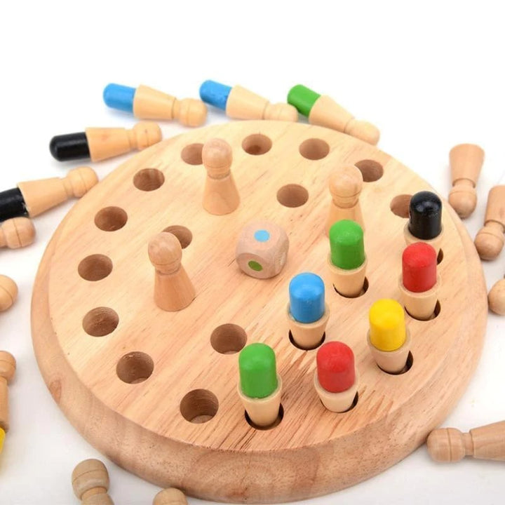 Das "FarbGreif" Farben-Memory aus Holz, ein spannendes Lernspiel für Kinder, das Konzentration und Farblernen stärkt.