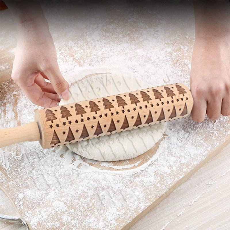 Vielseitige Prägerolle aus Holz für verschiedene Weihnachtskeksmuster. Macht das Weihnachtsbacken zum Vergnügen.