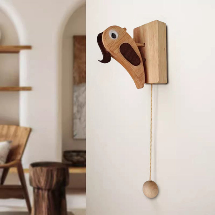 Holz-Specht-Türklopfer für die Haustür, detailreich geschnitzt und einladend.