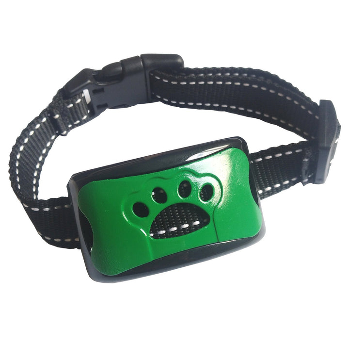 Verstellbares Anti-Bell Halsband für Hunde: Ultraschall, Vibration, wasserdicht, USB-Ladung für effektive Erziehung.