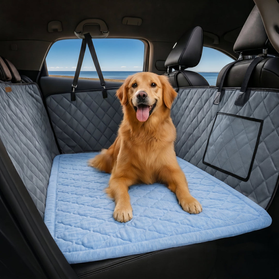Hunde Autositzmatte mit Kühlfunktion für komfortables Reisen. Ideal für Sommerhunde.