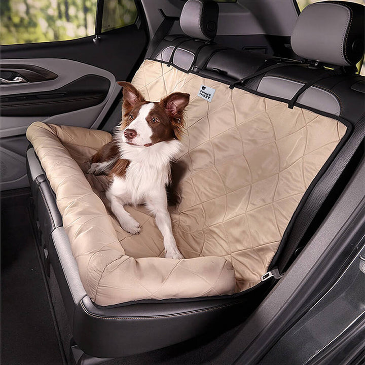 Hundeautositzbett für sichere & bequeme Autofahrten. Waschbar, wasserdicht & komfortabel.