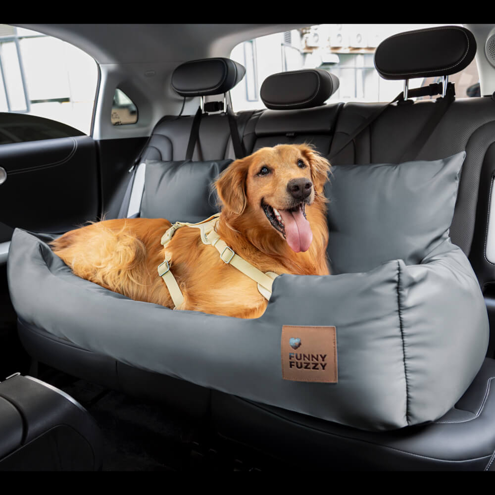 Das perfekte Hundeautositzbett für Tierwohl und Sauberkeit im Fahrzeug. Ein Must-have.