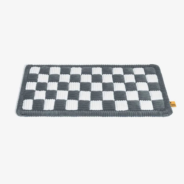 Kuschelige Chenille-Hundematte für Autofahrten, rutschfest und leicht zu reinigen.